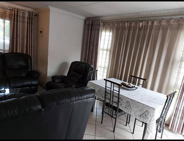 3 BEDROOM PROPERTY TO RENT IN CLAYVILLE